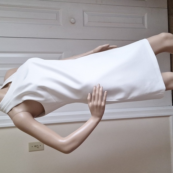 Milly White Structured Sleeveless Dress Size 2 - Picture 2 of 7